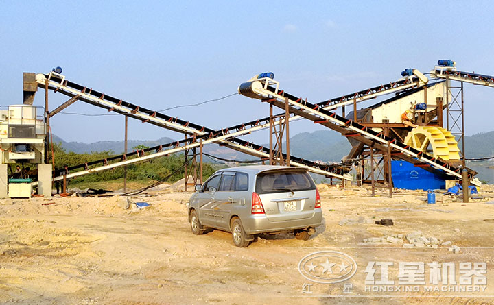 制砂機、洗砂機現(xiàn)場