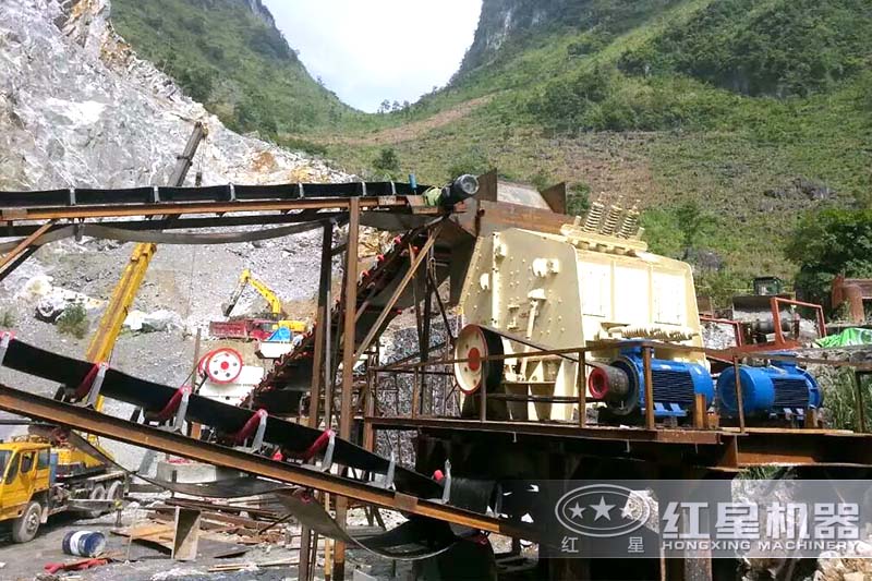 河南客戶現(xiàn)場，設備配置：反擊破